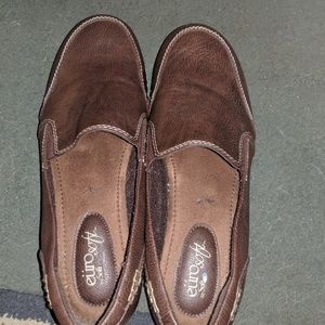8.5 brown loafers